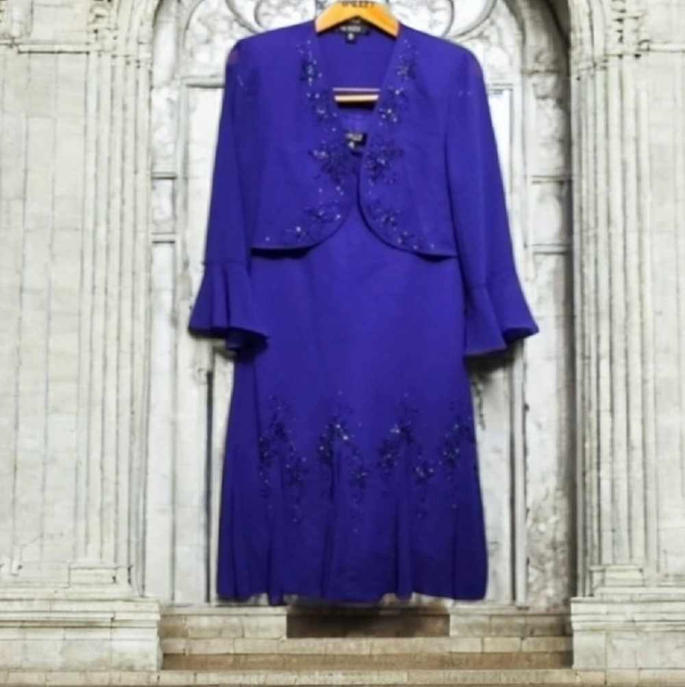 Elegant Purple Sheath Dress with Jacket Beaded 10P By IGNIGHT Dillards Bridal